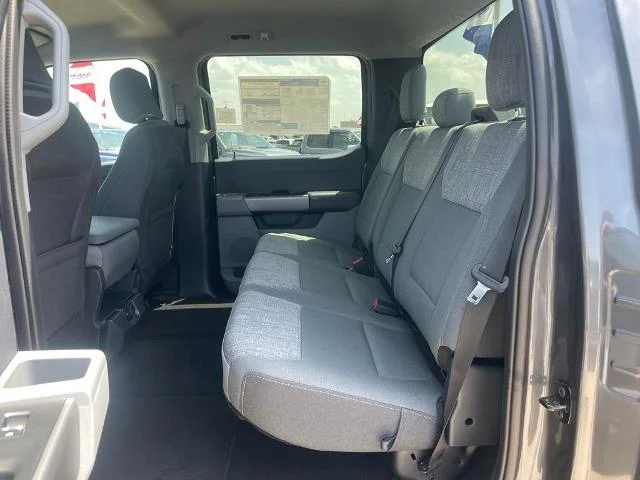 New 2026 Carbonized Gray Metallic Ford F-250® XLT image 9