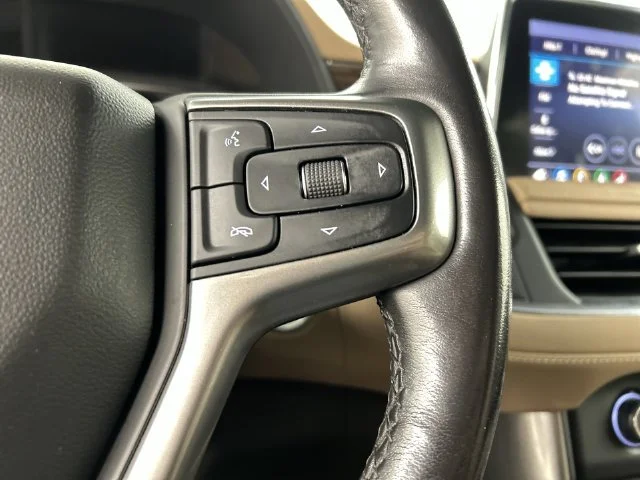 Used 2021 IRIDESCENT PEARL TRICOAT Chevrolet Premier image 13
