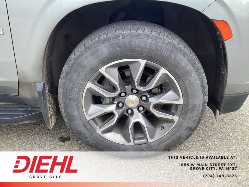 Used 2024 Gray Chevrolet LT image 9