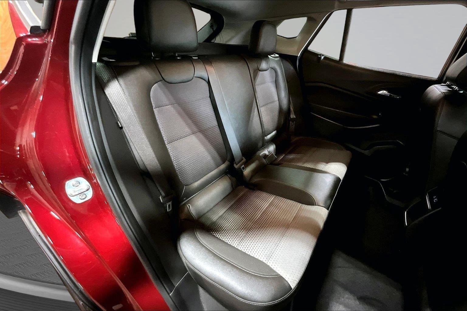 Used 2025 Crimson Metallic Chevrolet LT image 27