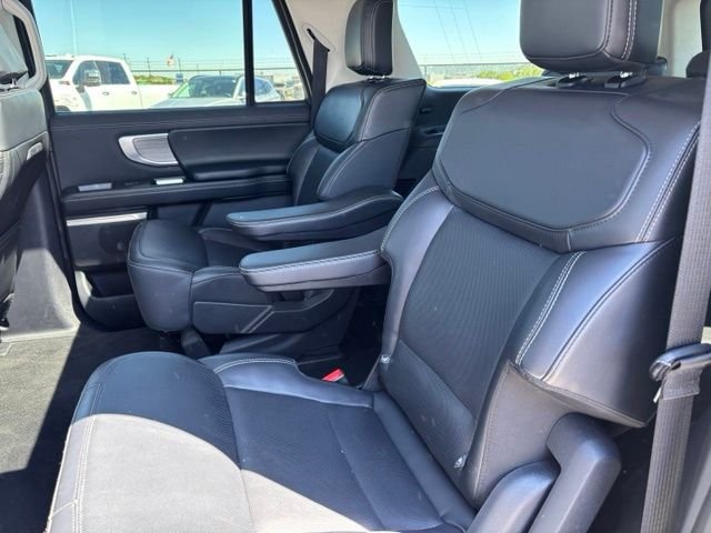 Used 2025 White Ford Platinum image 18