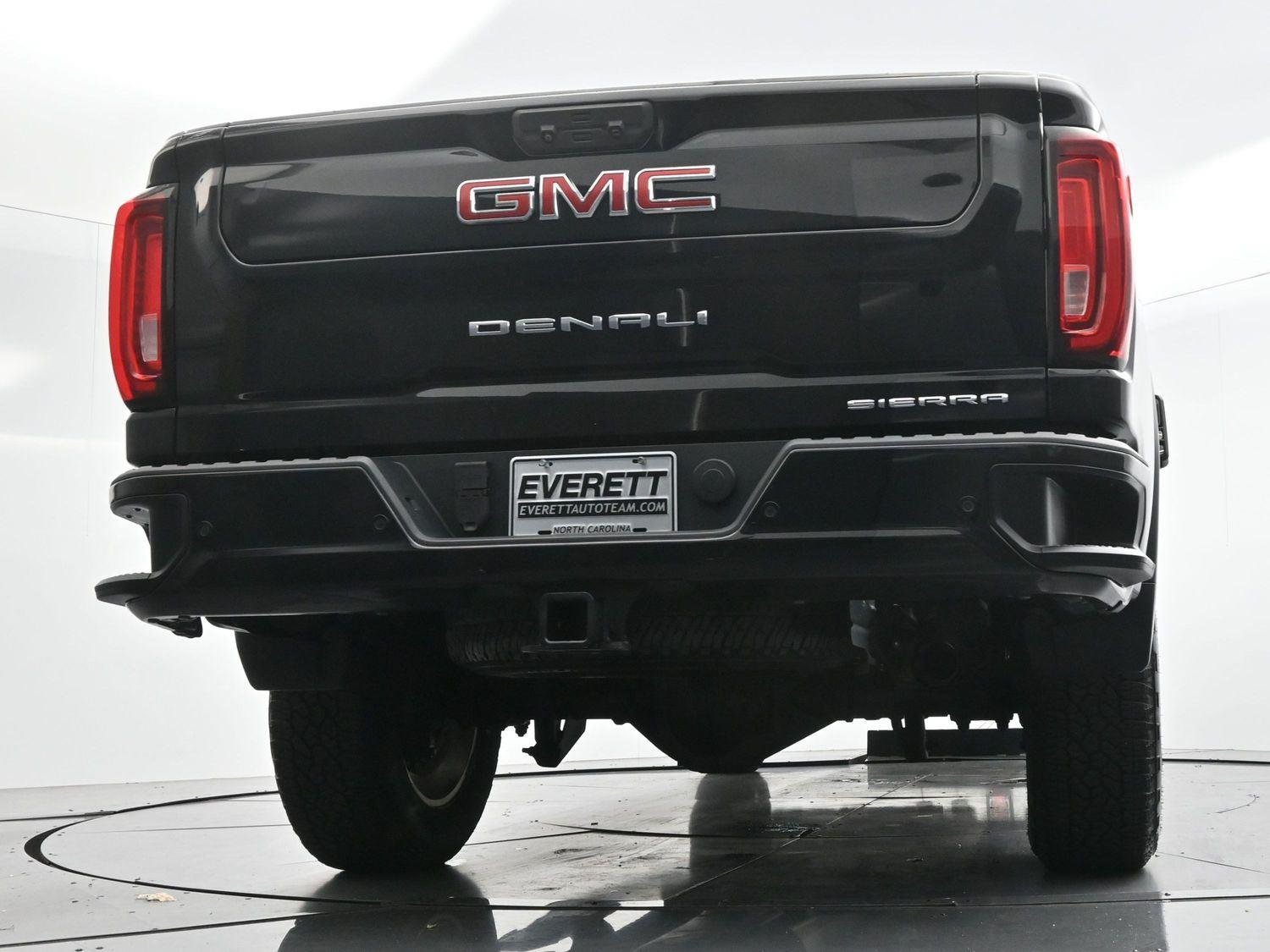 Used 2020 Onyx Black GMC Denali image 50