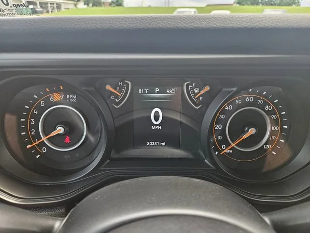 Used 2025 White Jeep Sport S image 15