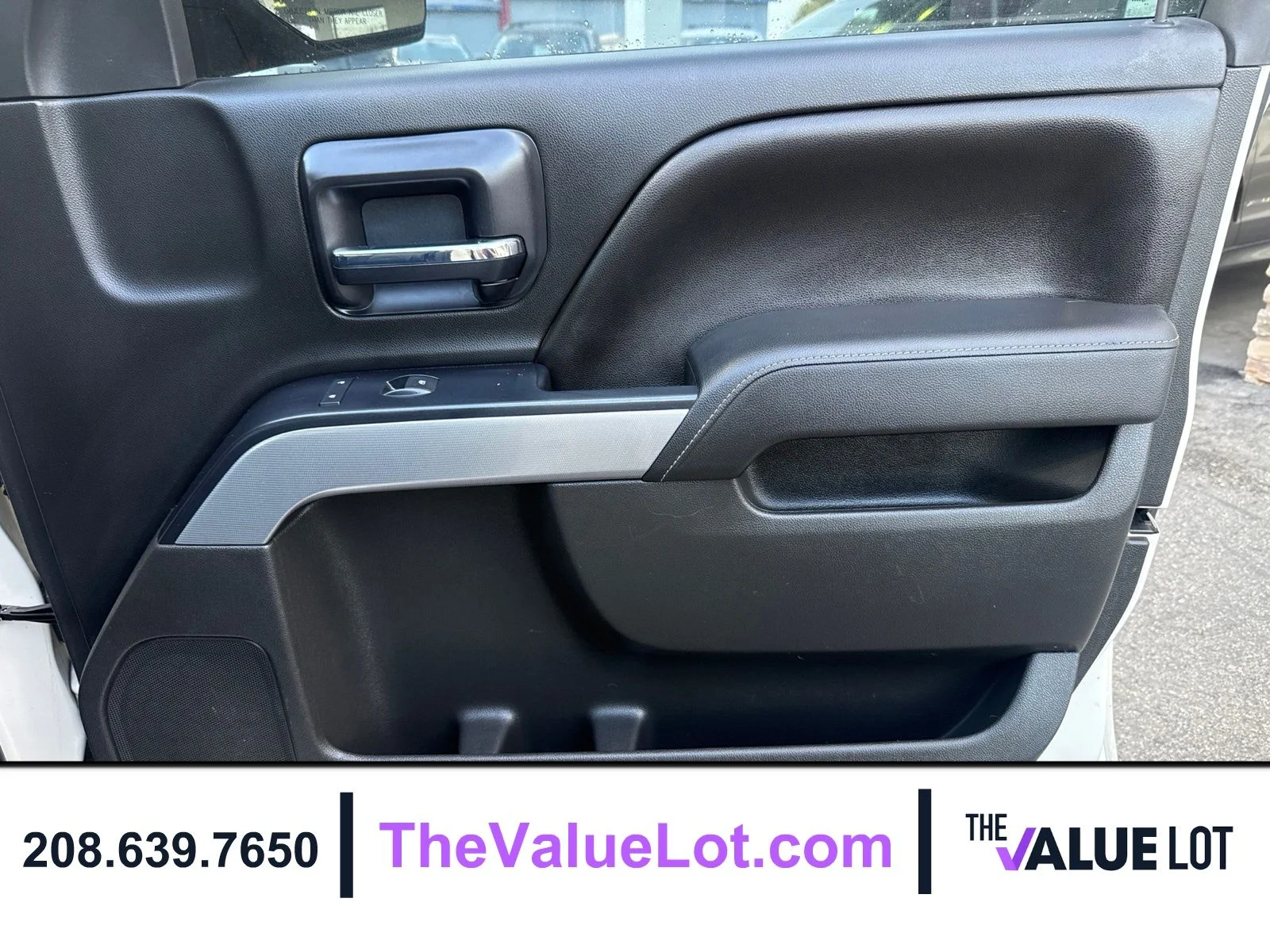 Used 2014 White Chevrolet LT image 12