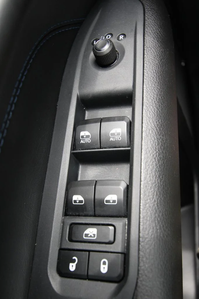 Used 2026 White Jeep Limited image 23