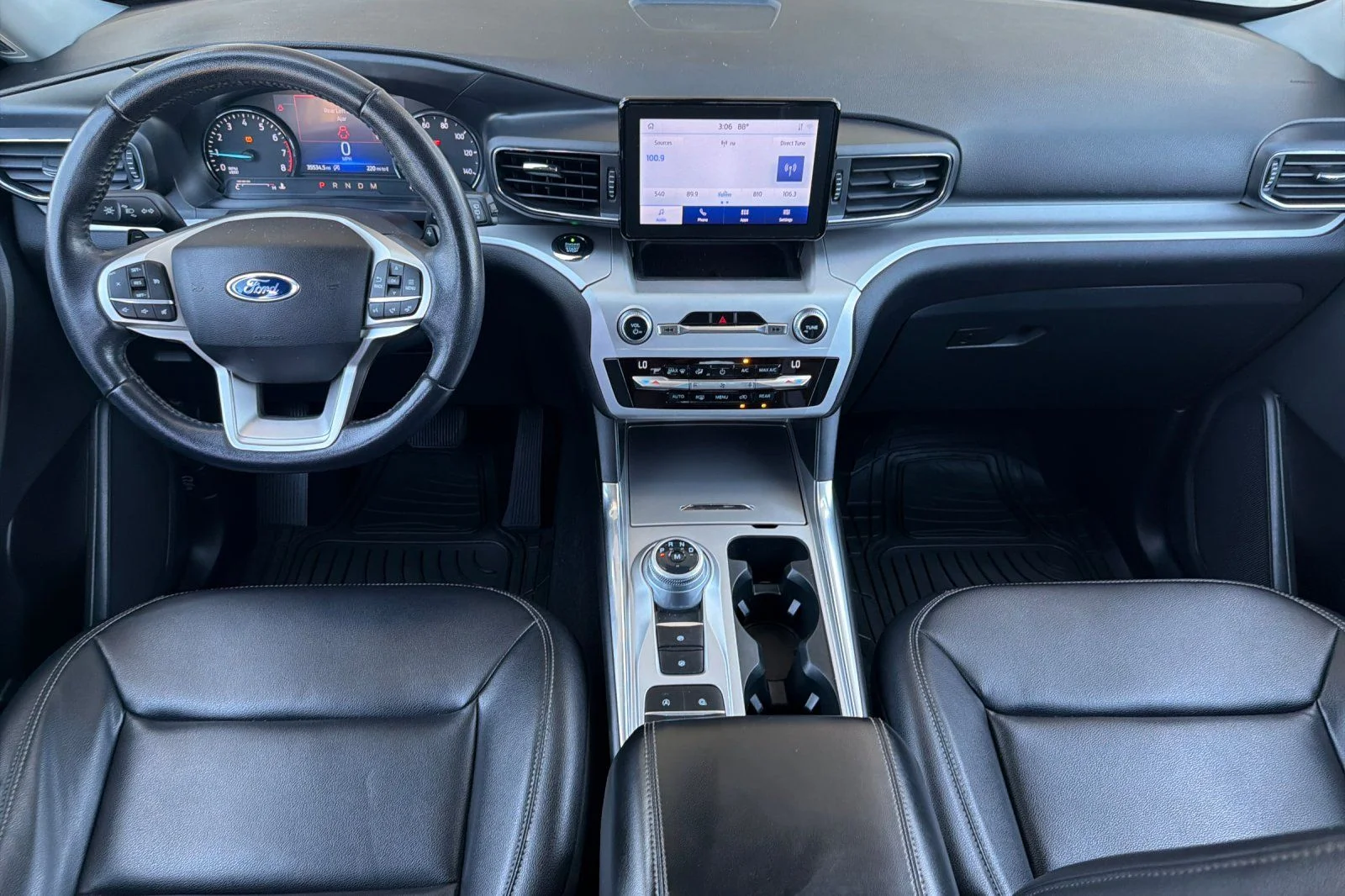 Used 2020 White Ford XLT image 17
