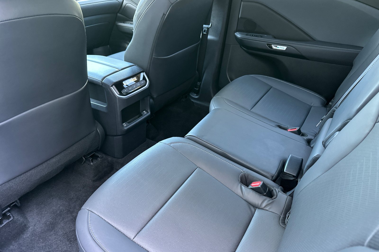Used 2025 Black Lexus 350 image 12