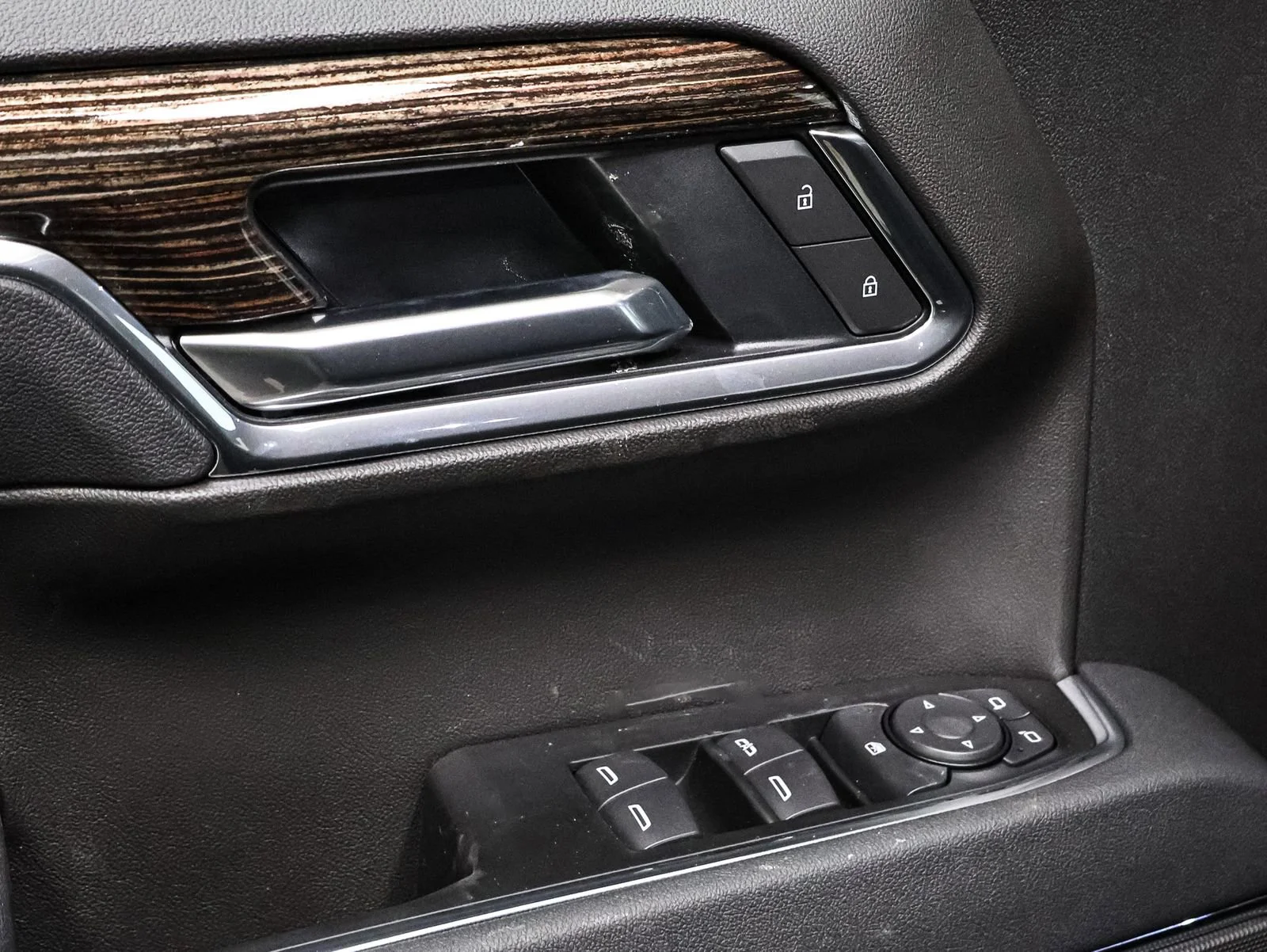 New 2026 Onyx Black GMC SLE image 22