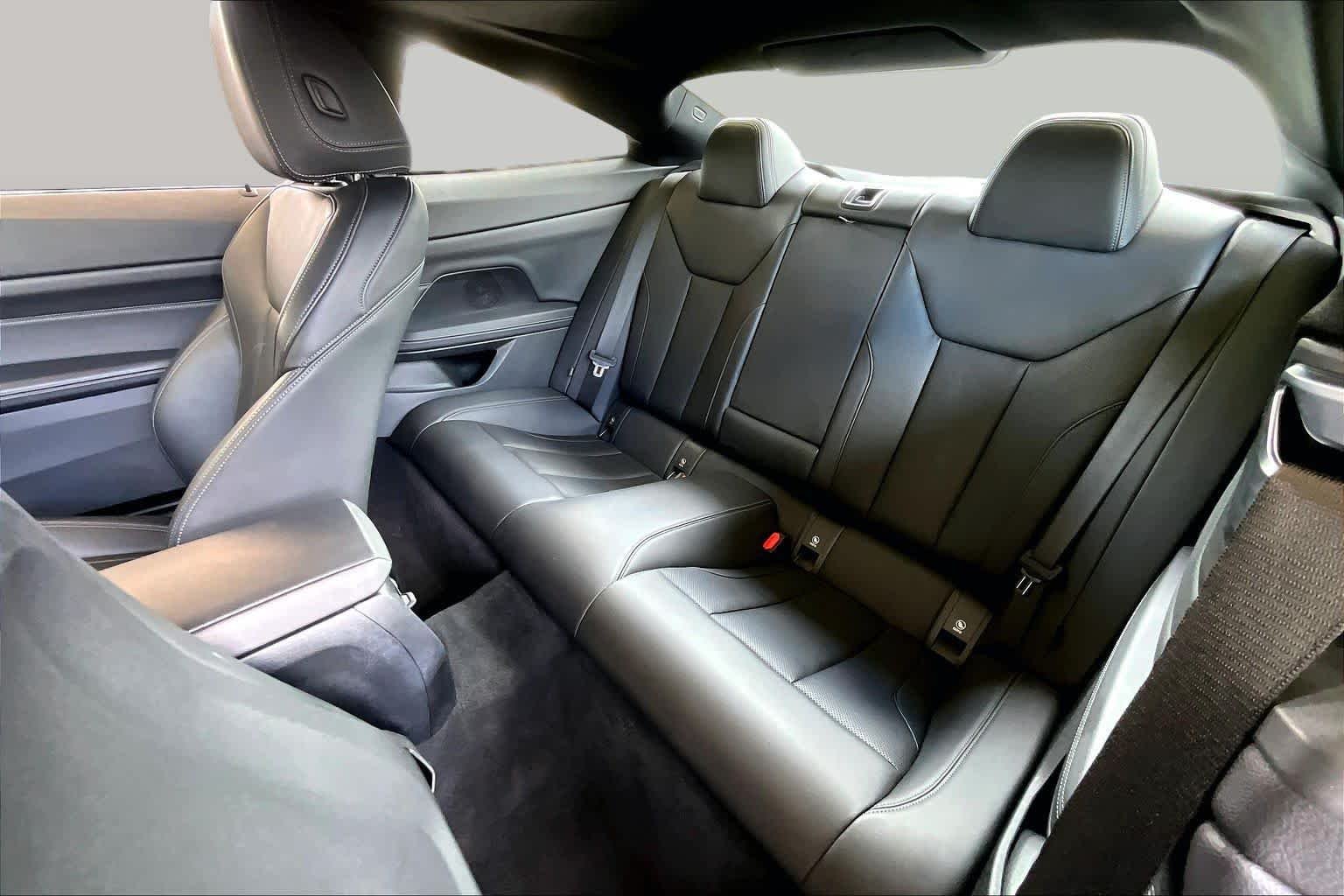 Used 2025 Mineral White Metallic BMW 430i image 17