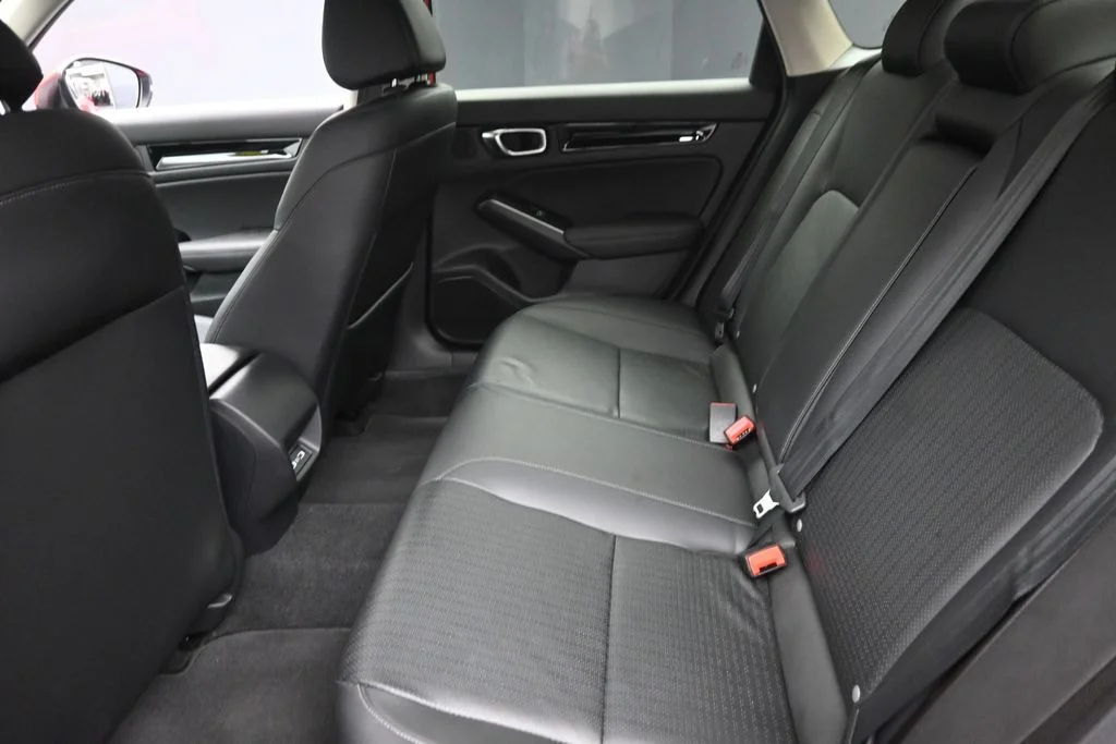 Used 2024 Red Honda Touring image 12