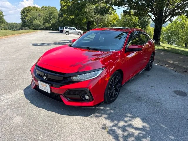 Used 2017 Red Honda Sport Touring image 3
