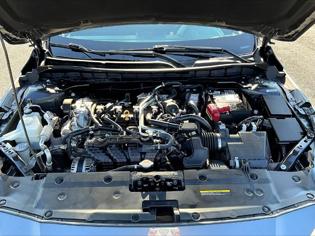 Used 2025 Gun Metallic Nissan 2.5 SV image 34