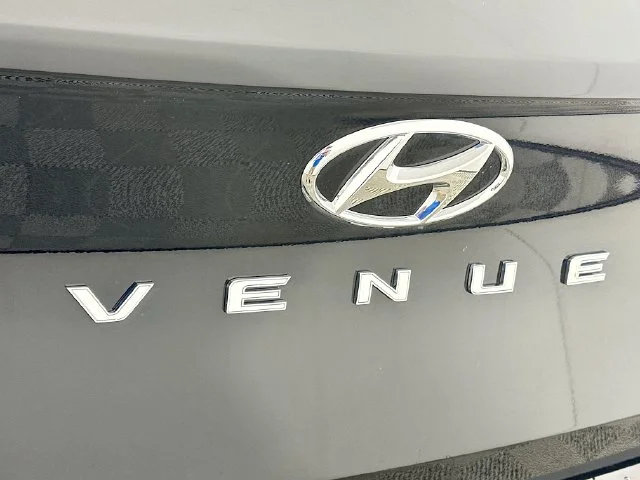 New 2026 Hyundai VENUE SEL