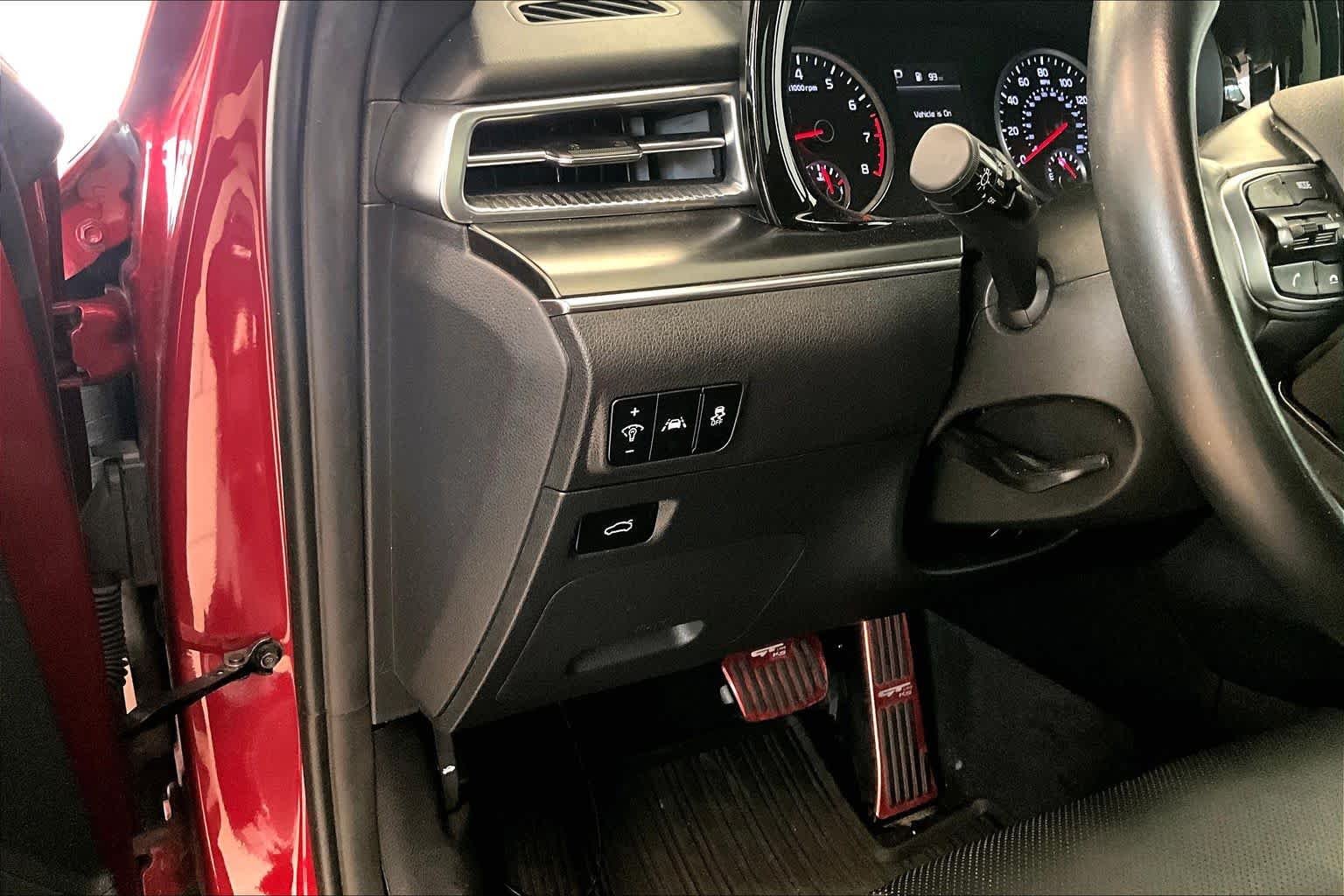 Used 2021 Passion Red Kia GT image 30