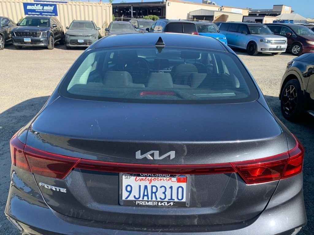 Used 2023 Gray Kia LXS image 7