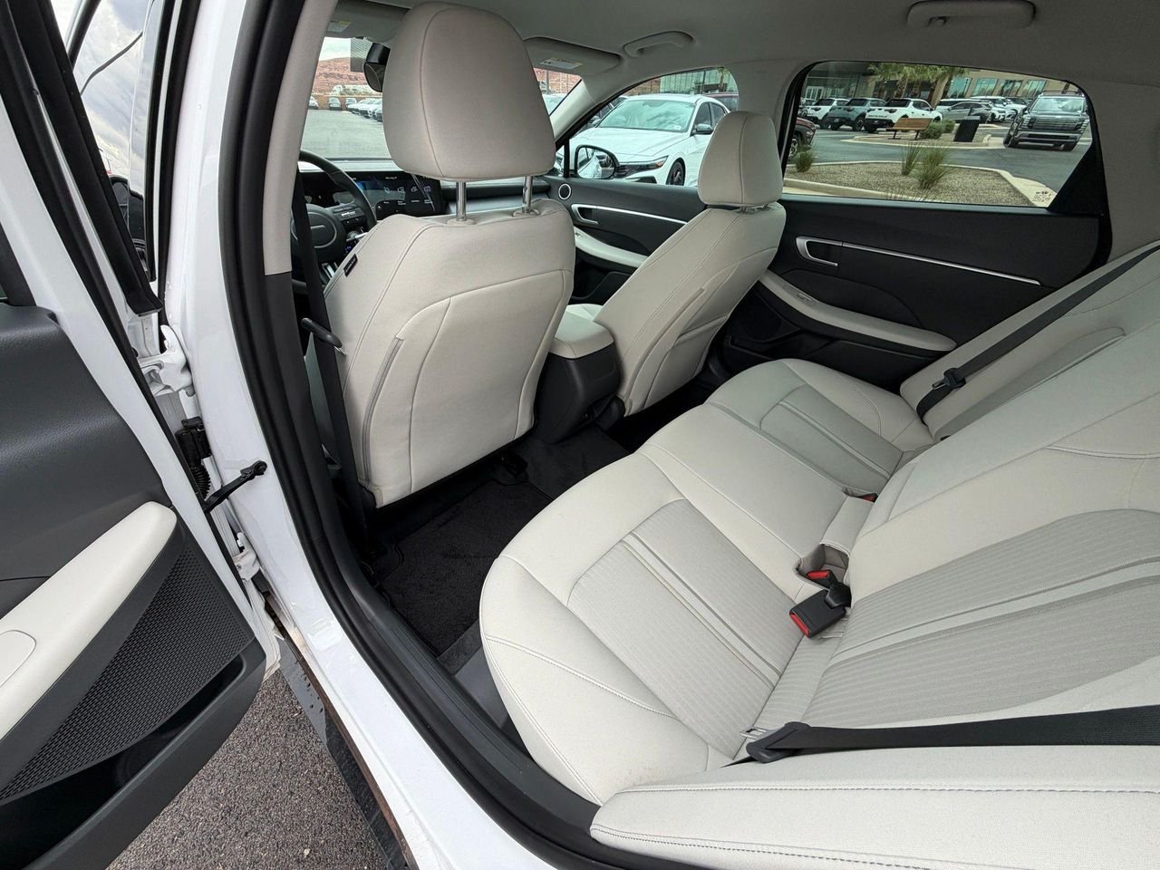 2026 Hyundai Sonata SEL - Photo 32