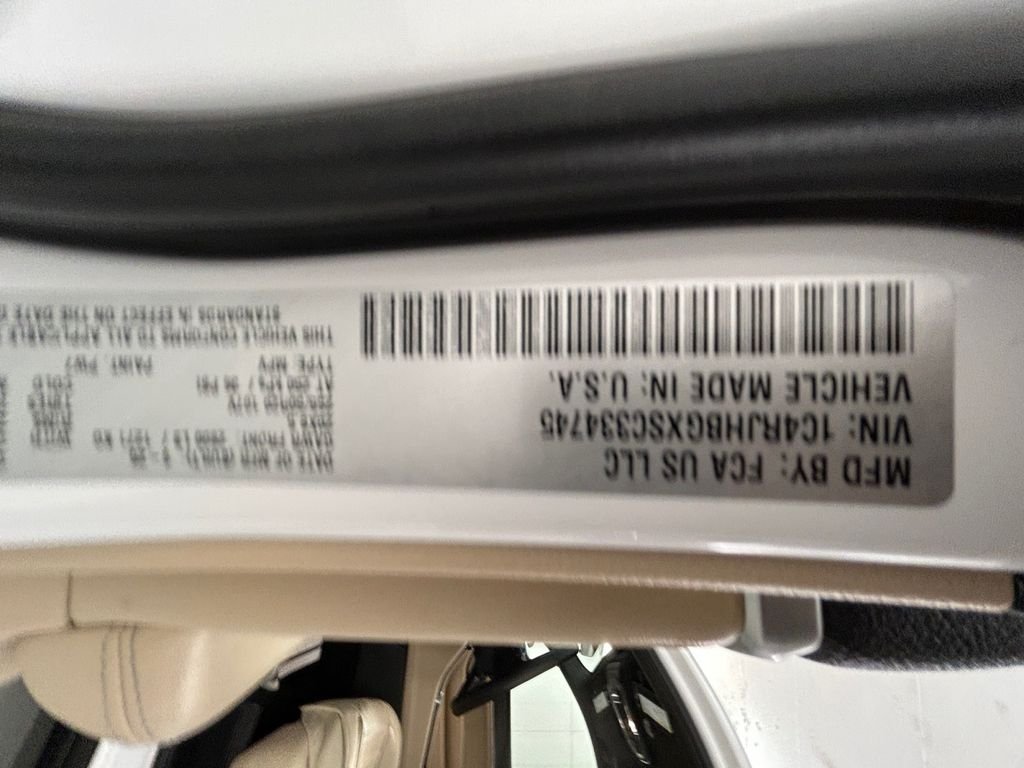 Used 2025 White Jeep Limited image 20