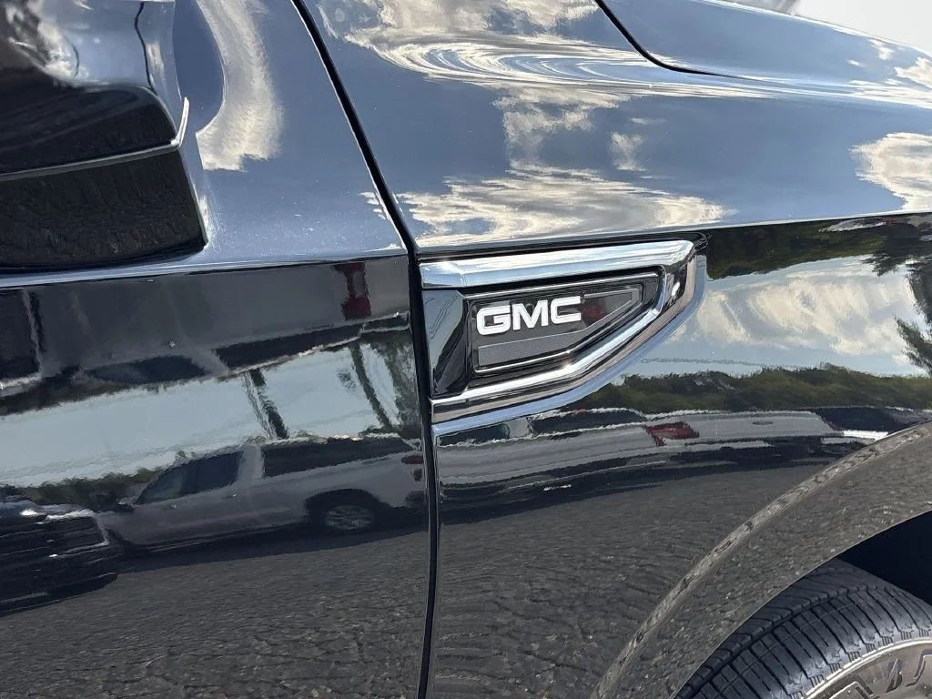 Certified Used 2023 Onyx Black GMC Denali Ultimate image 12