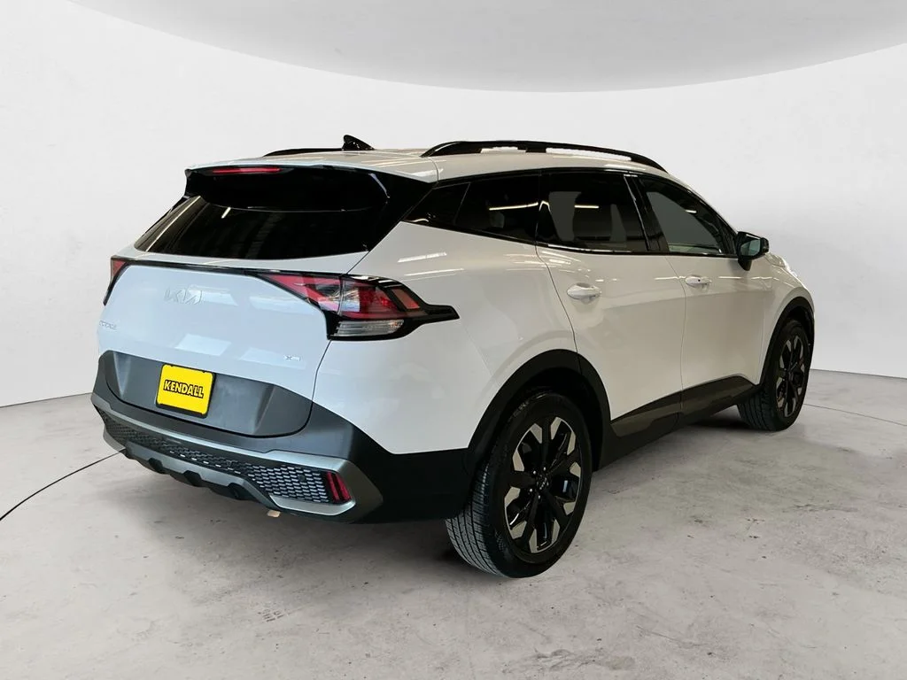 Used 2023 White Kia X-Line image 8