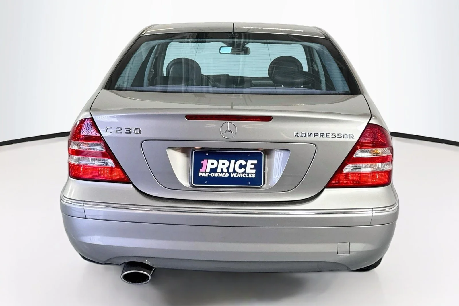 Used 2005 Gold Mercedes-Benz 1.8L image 6