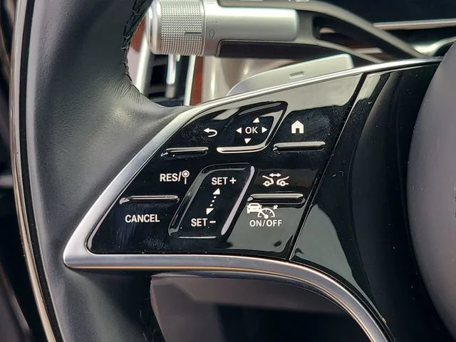 Used 2025 Black Mercedes-Benz S 500 image 30