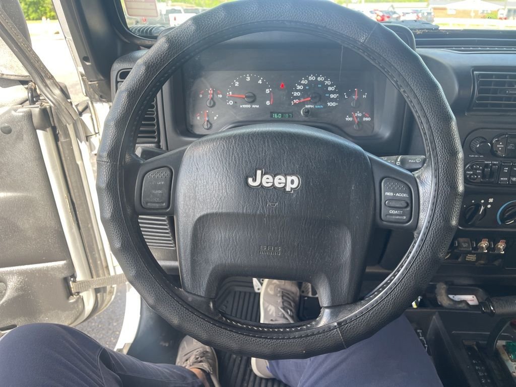 Used 2006 Silver Jeep Rubicon image 20