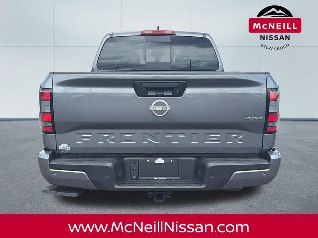 New 2026 Gun Metallic Nissan Crew Cab SV image 7