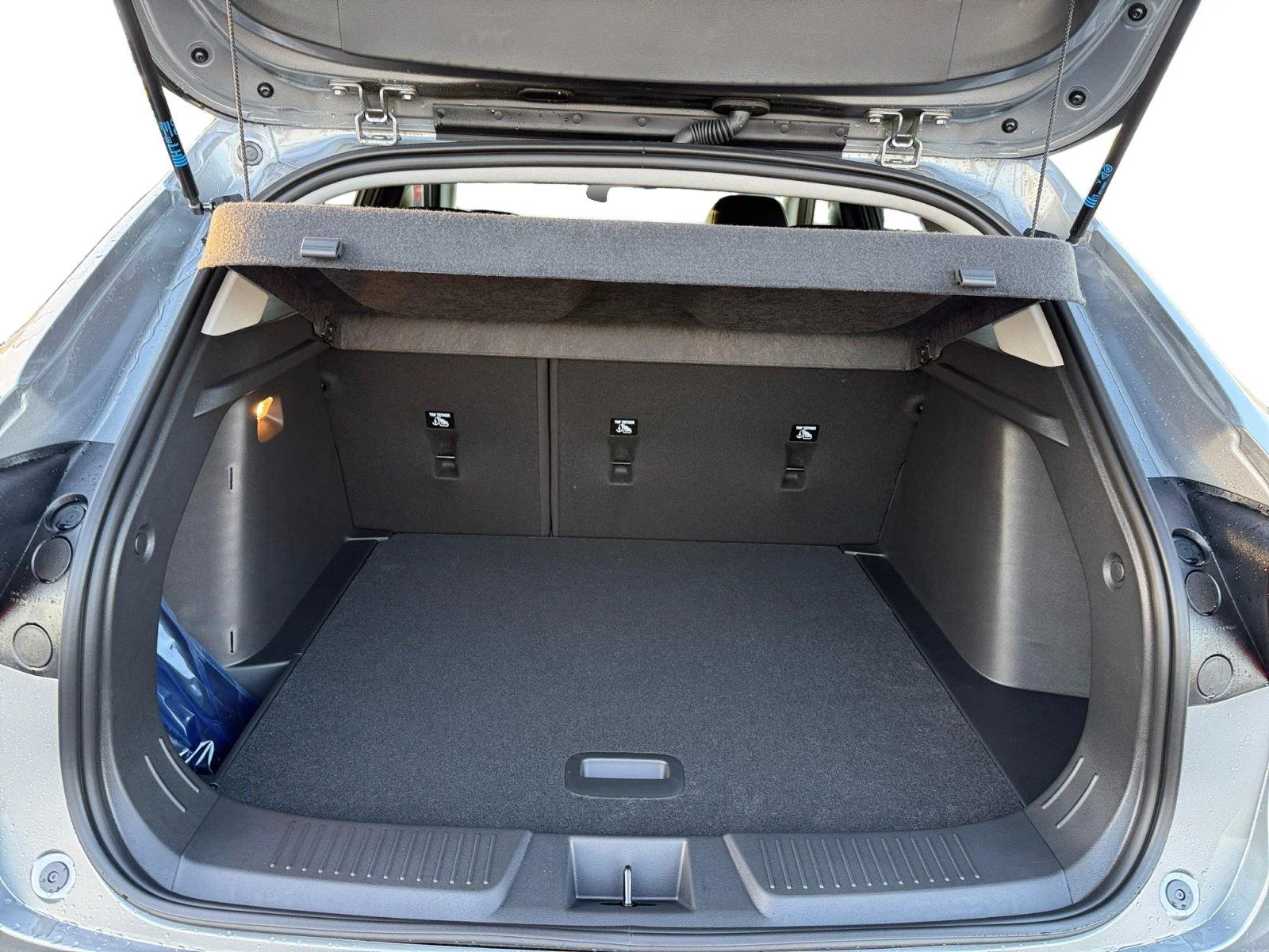 New 2026 Sterling Gray Metallic Chevrolet LT image 21