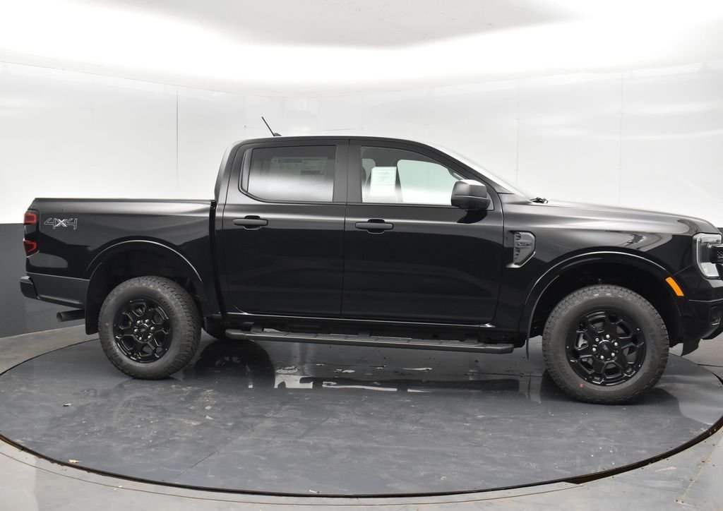 New 2026 Shadow Black Ford XLT image 9