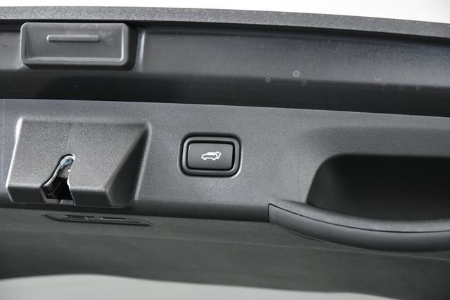 New 2026 Black Hyundai SEL Premium AWD image 25
