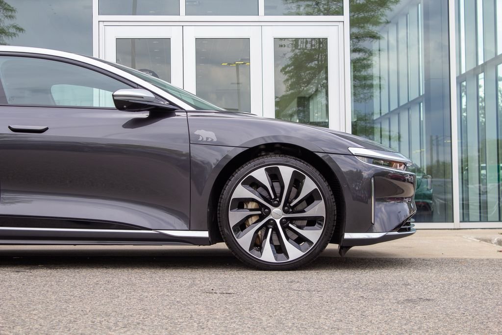 Used 2022 Gray Lucid Grand Touring image 5