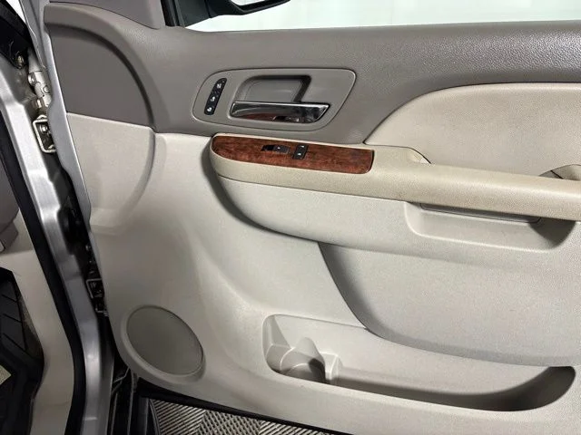 Used 2010 Silver Chevrolet LTZ image 29