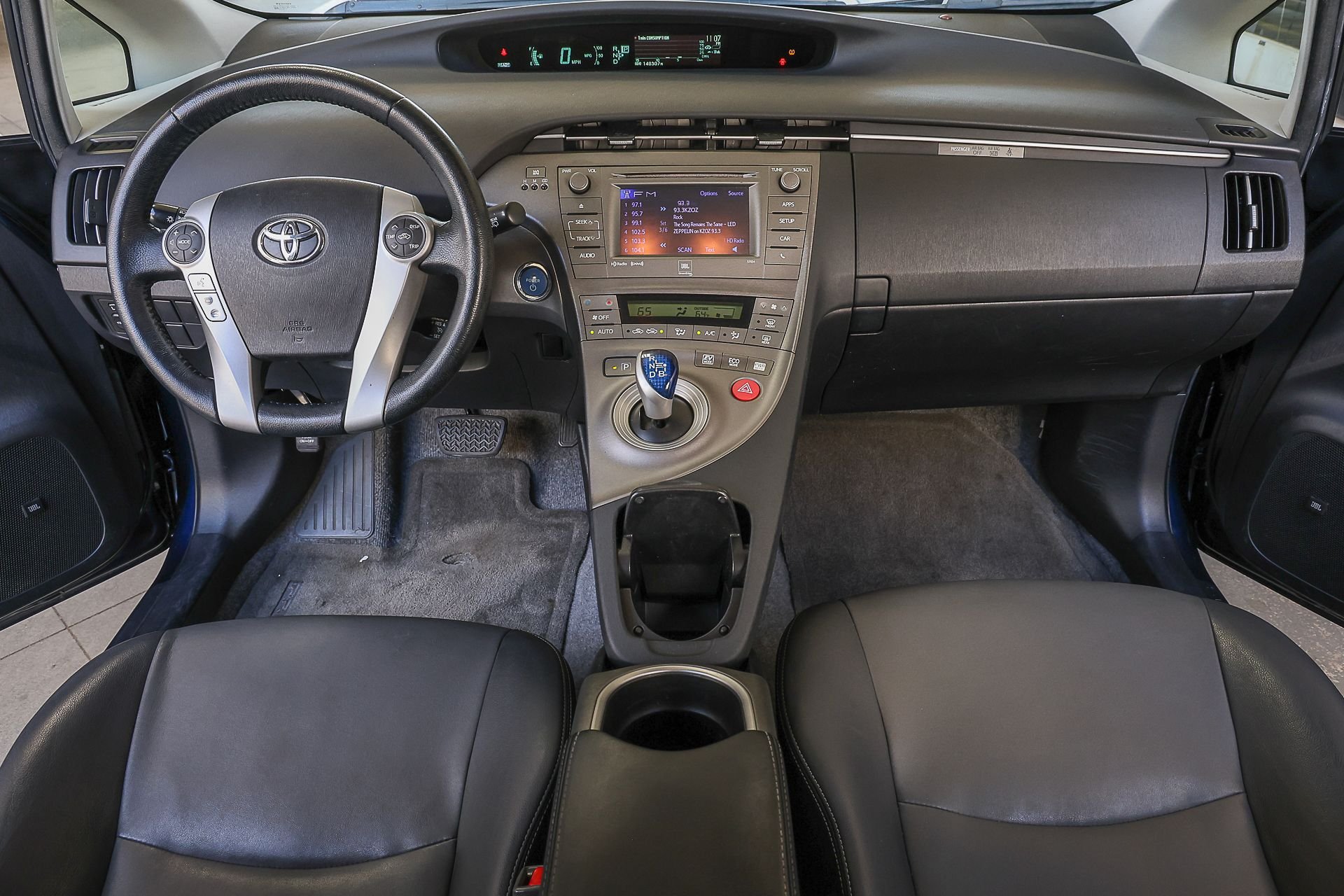 Used 2015 Blue Toyota Four image 34