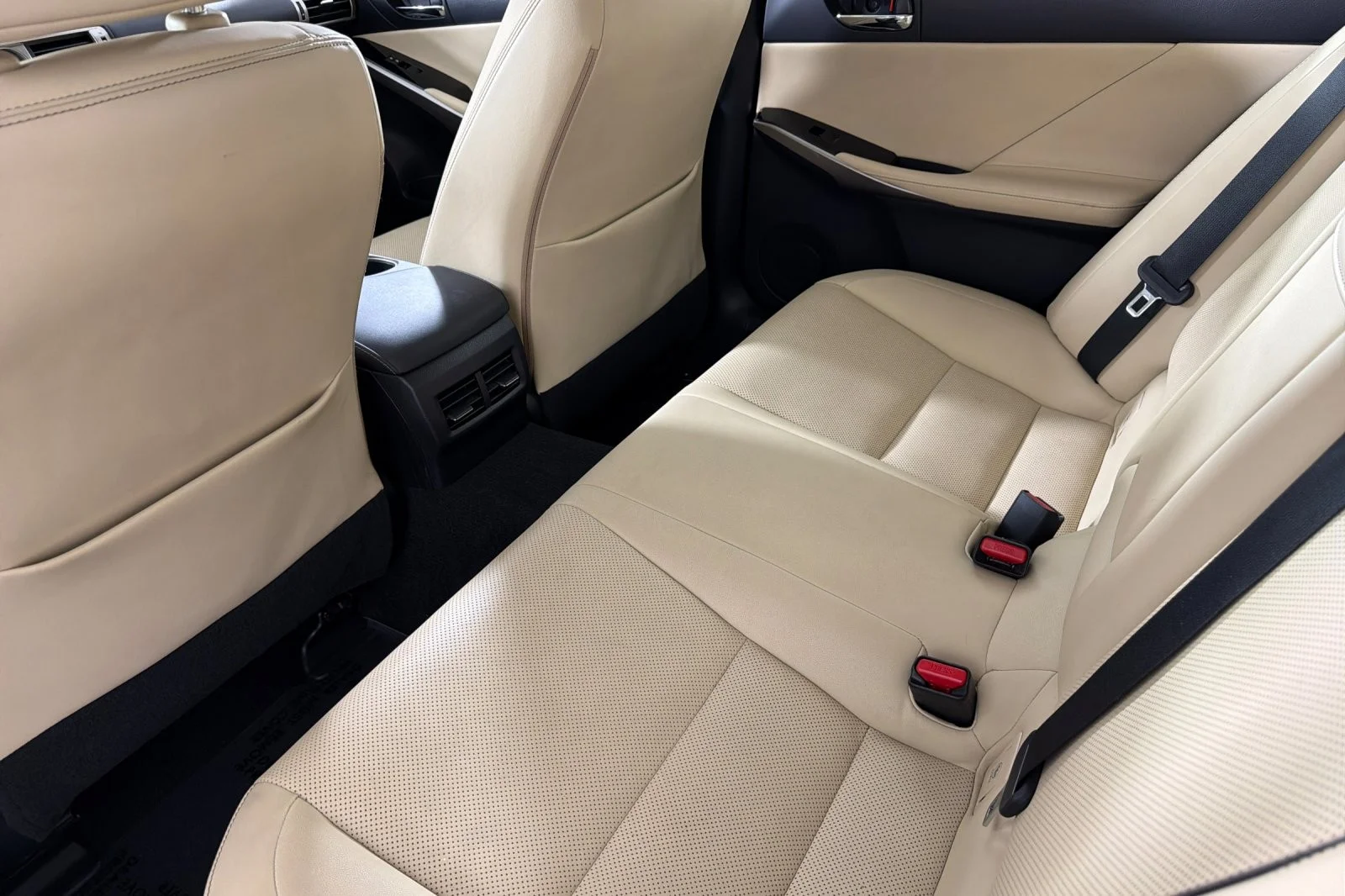 Used 2015 BLACK Lexus 4dr Sport Sdn RWD image 11