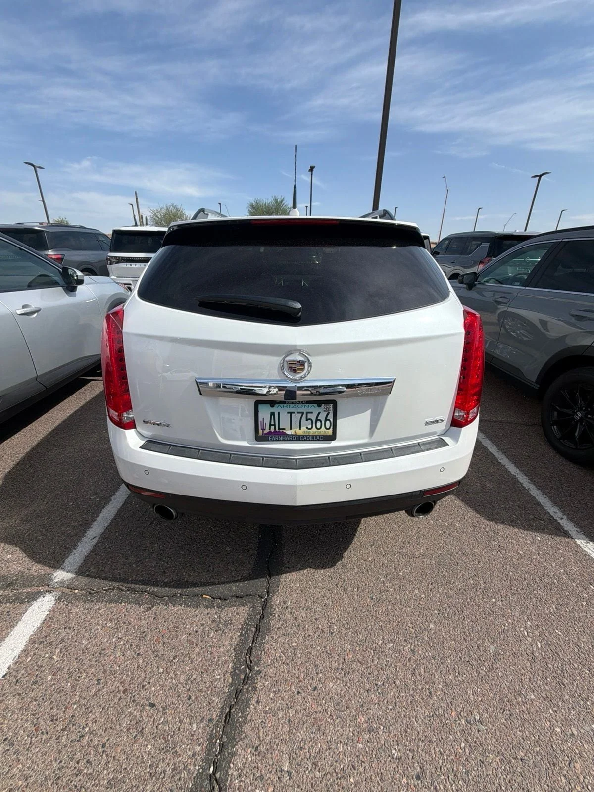 Used 2014 Platinum Ice Tricoat CADILLAC Luxury image 7
