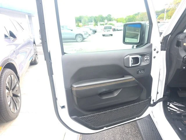 Used 2024 White Jeep Sahara 4xe image 11
