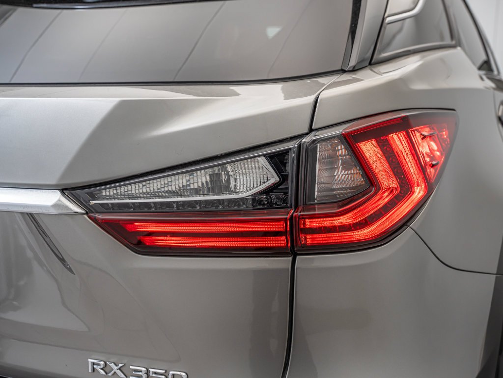 Used 2020 Atomic Silver Lexus 350 image 9