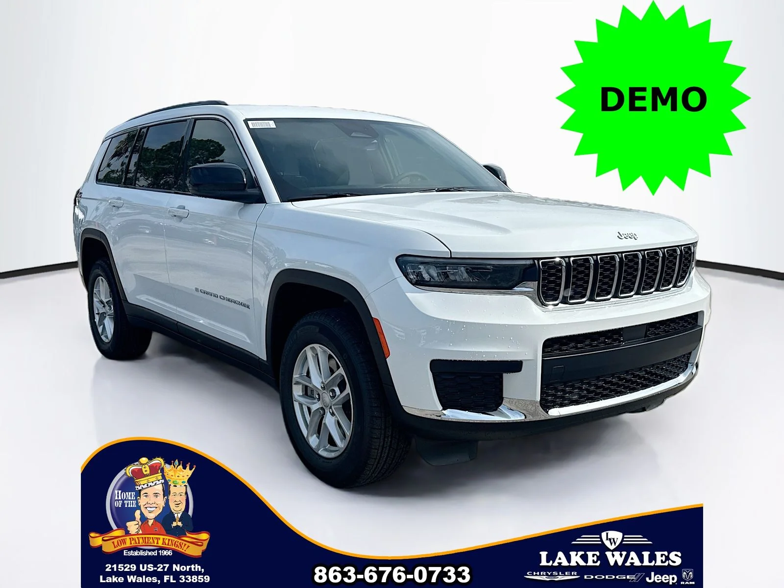 New 2026 Bright White Clear-Coat Exterior Paint Jeep Laredo image 1