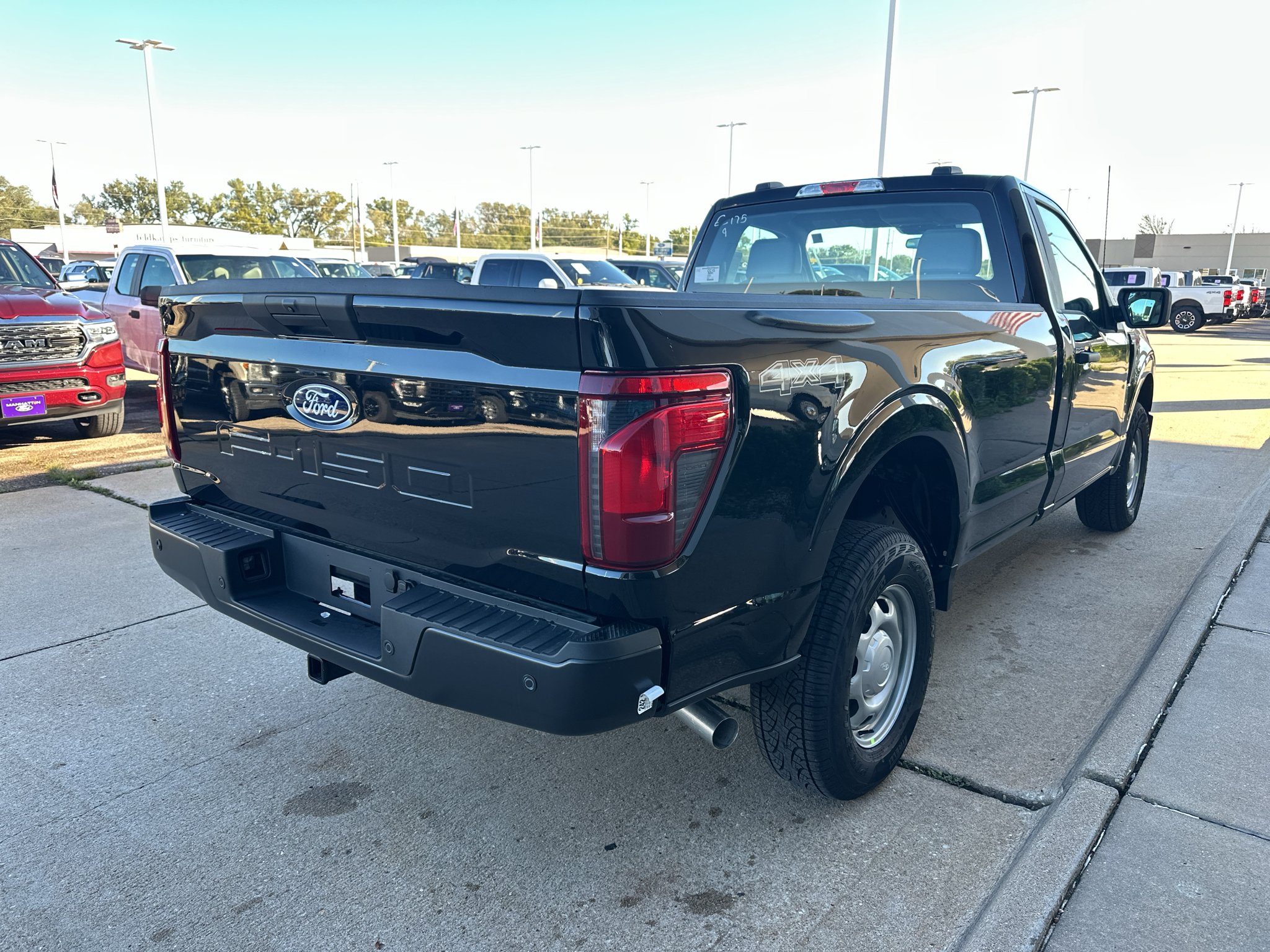 New 2026 Agate Black Metallic Ford XL image 10