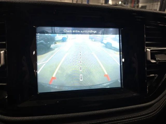 Used 2022 Black Dodge SXT image 15