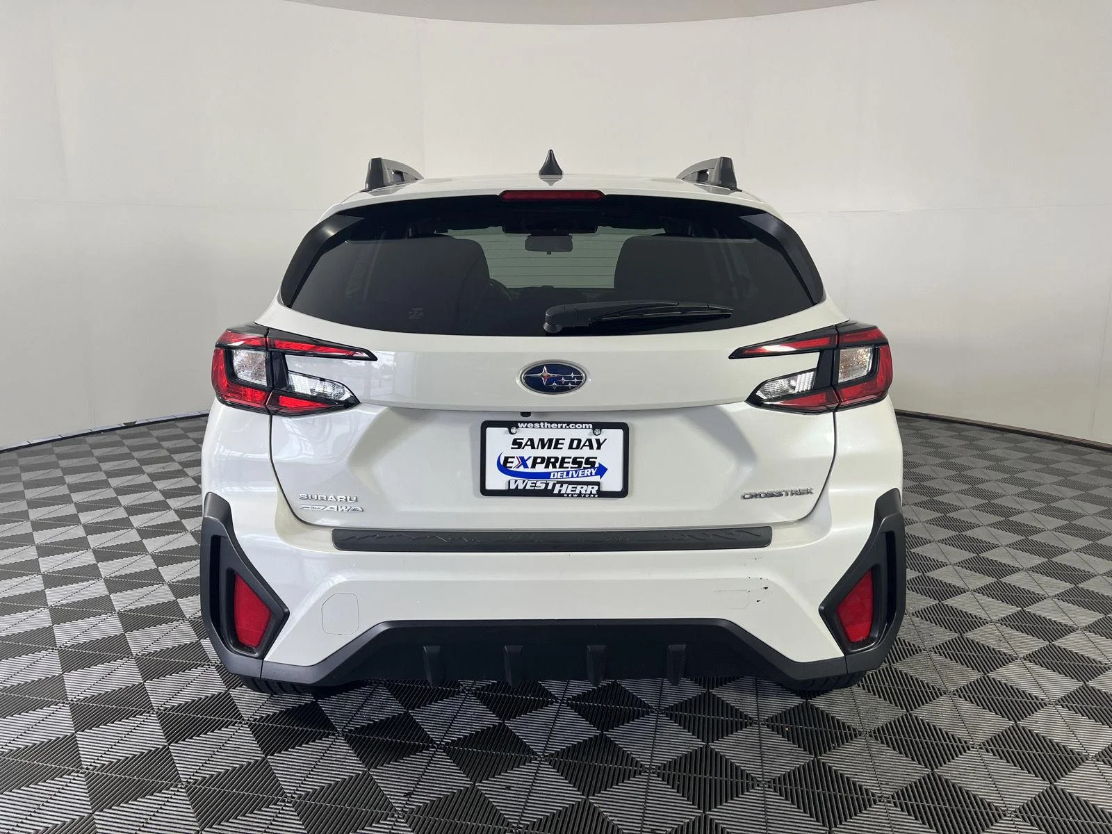Used 2024 Crystal White Pearl Subaru Premium image 4