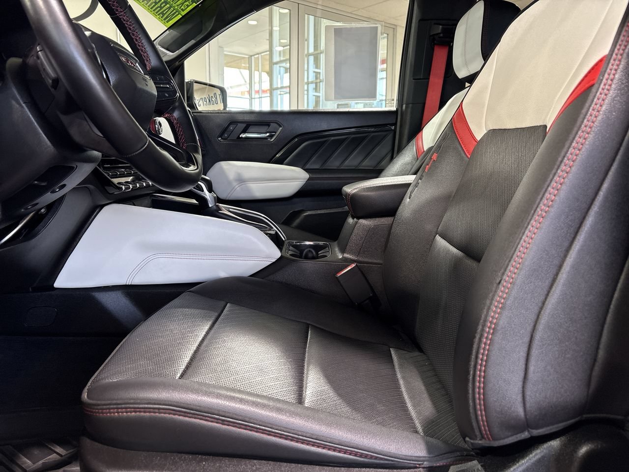 Used 2023 Onyx Black GMC 4WD AT4X image 11