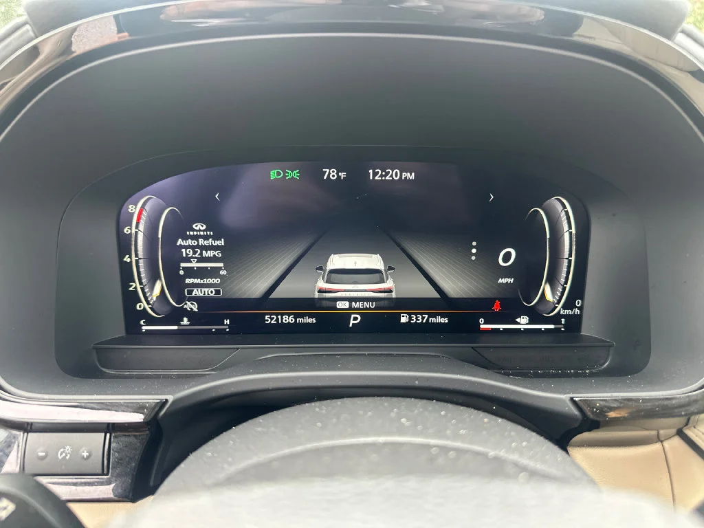 Used 2023 Silver INFINITI Sensory image 23