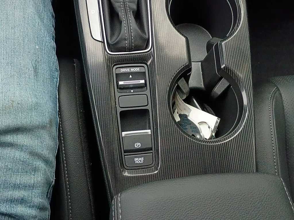 Certified Used 2025 WHITE Honda Sport Touring image 21