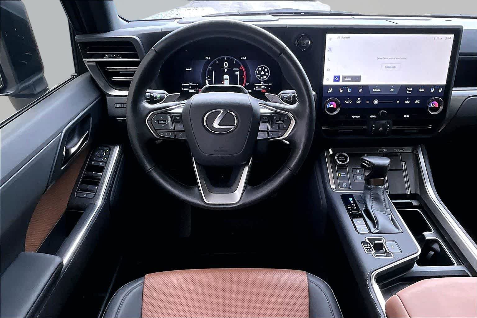Used 2025 Atomic Silver Lexus Premium+ image 6