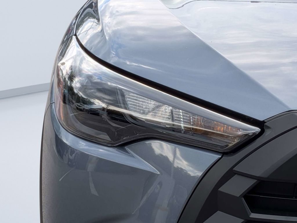Used 2026  Toyota L image 9