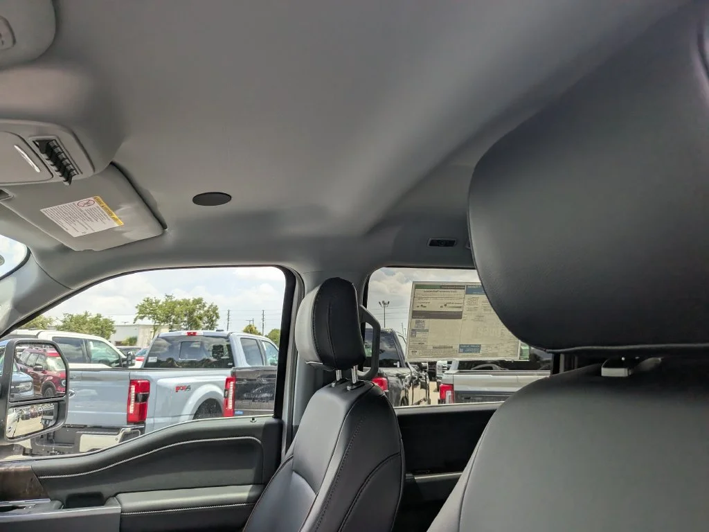 New 2026 Star White Metallic Tri-Coat Ford F-250® Lariat® image 22
