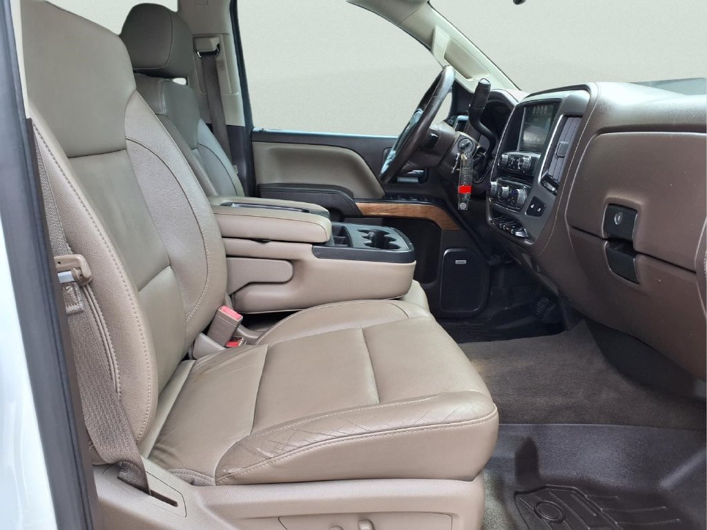 Used 2016 SUMMIT WHITE Chevrolet LTZ image 14