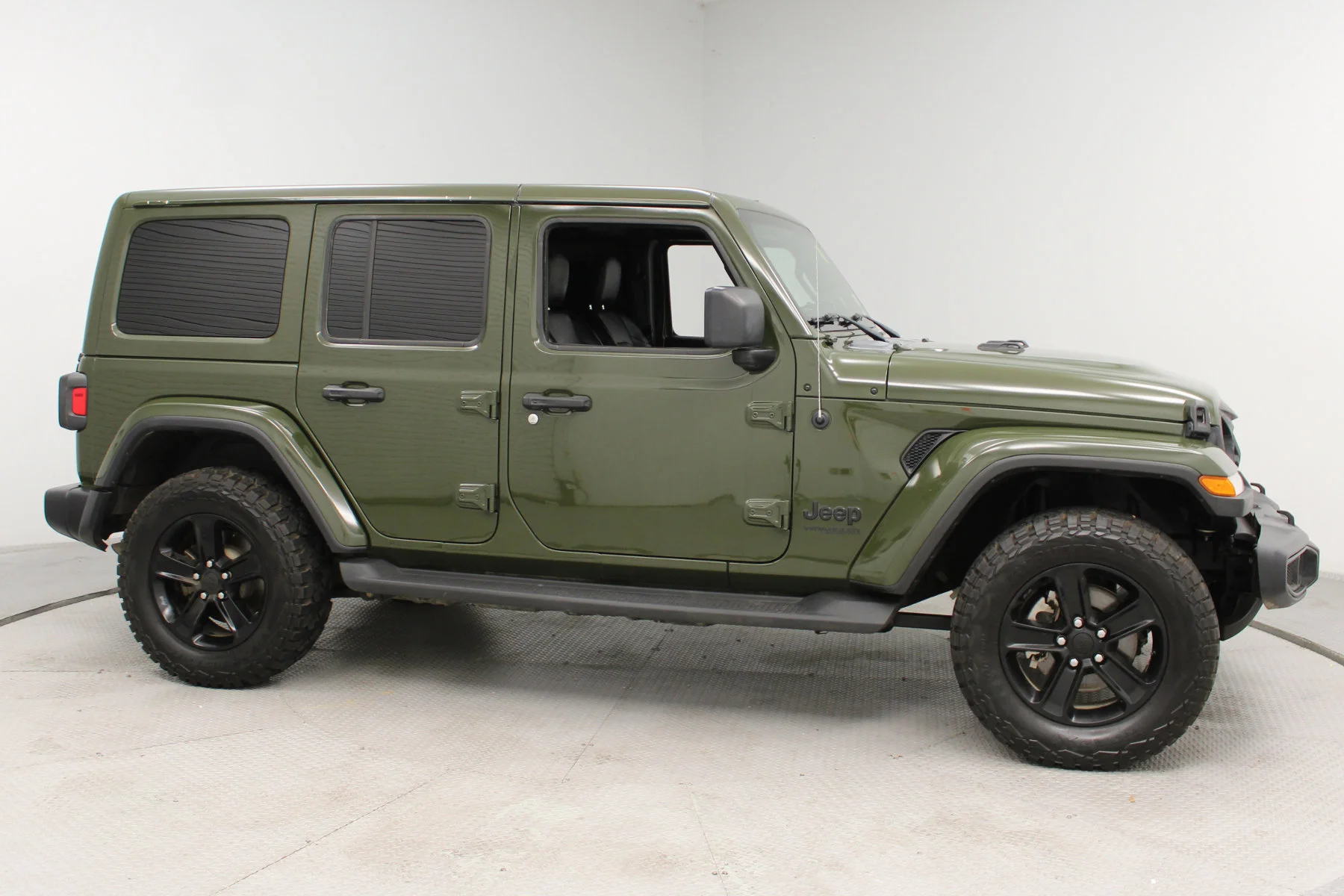 Used 2021 Sarge Green Clearcoat Jeep Sahara Altitude 4x4 image 23