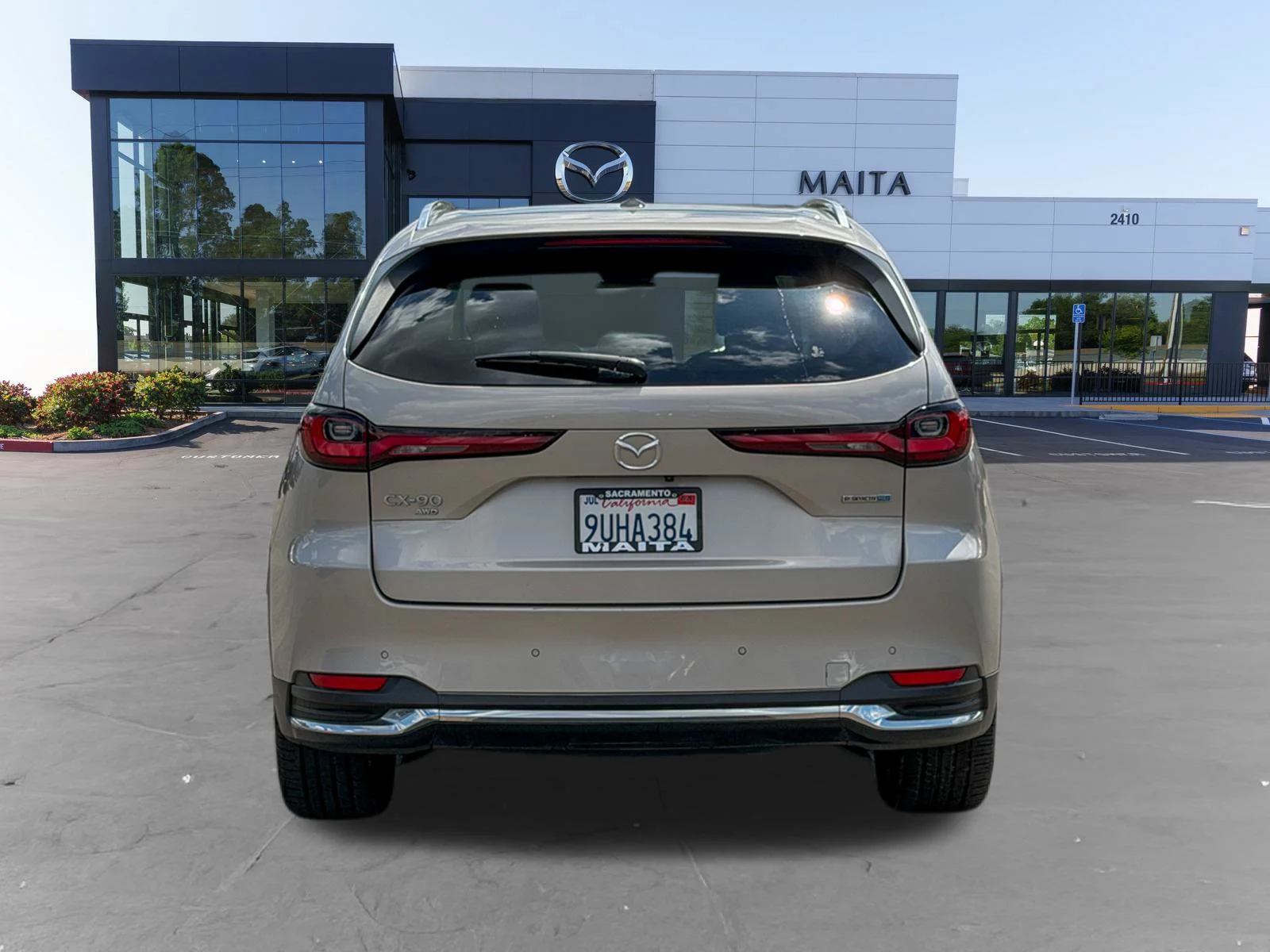 Certified Used 2024 Platinum Quartz Mazda Premium image 6